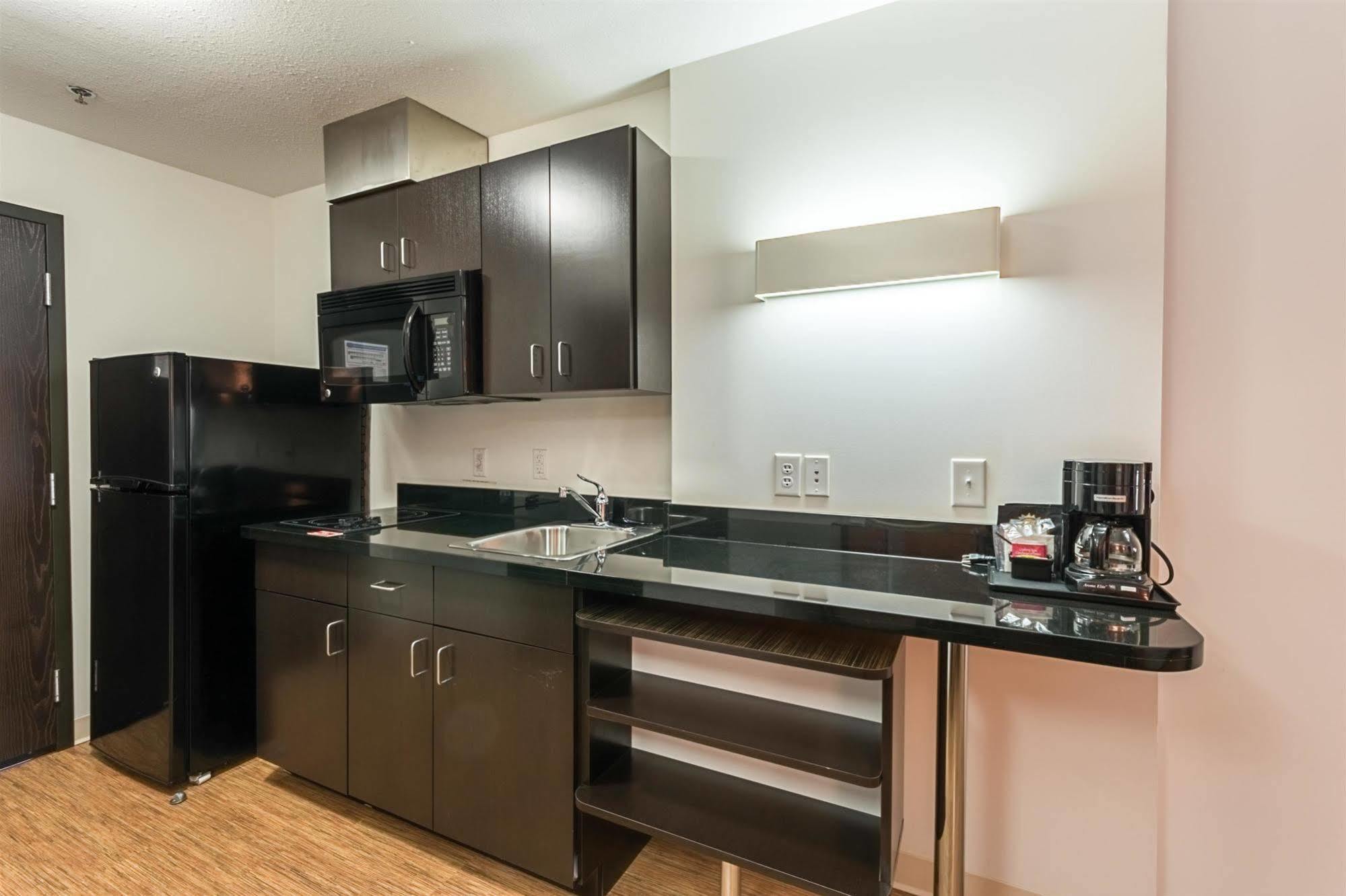 Motel 6-Moosomin, Sk Екстер'єр фото